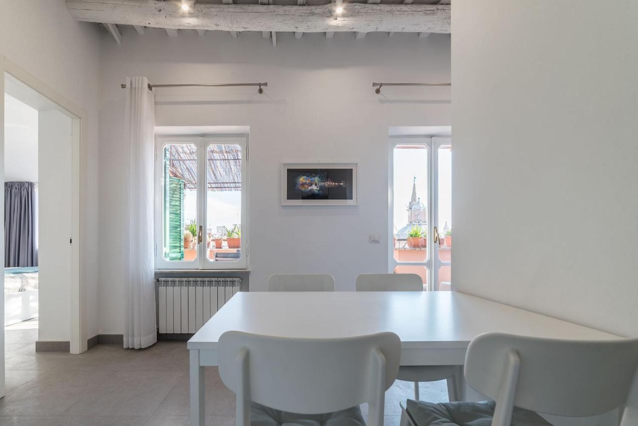 Apartment Piazza Navona Panoramic Penthouse