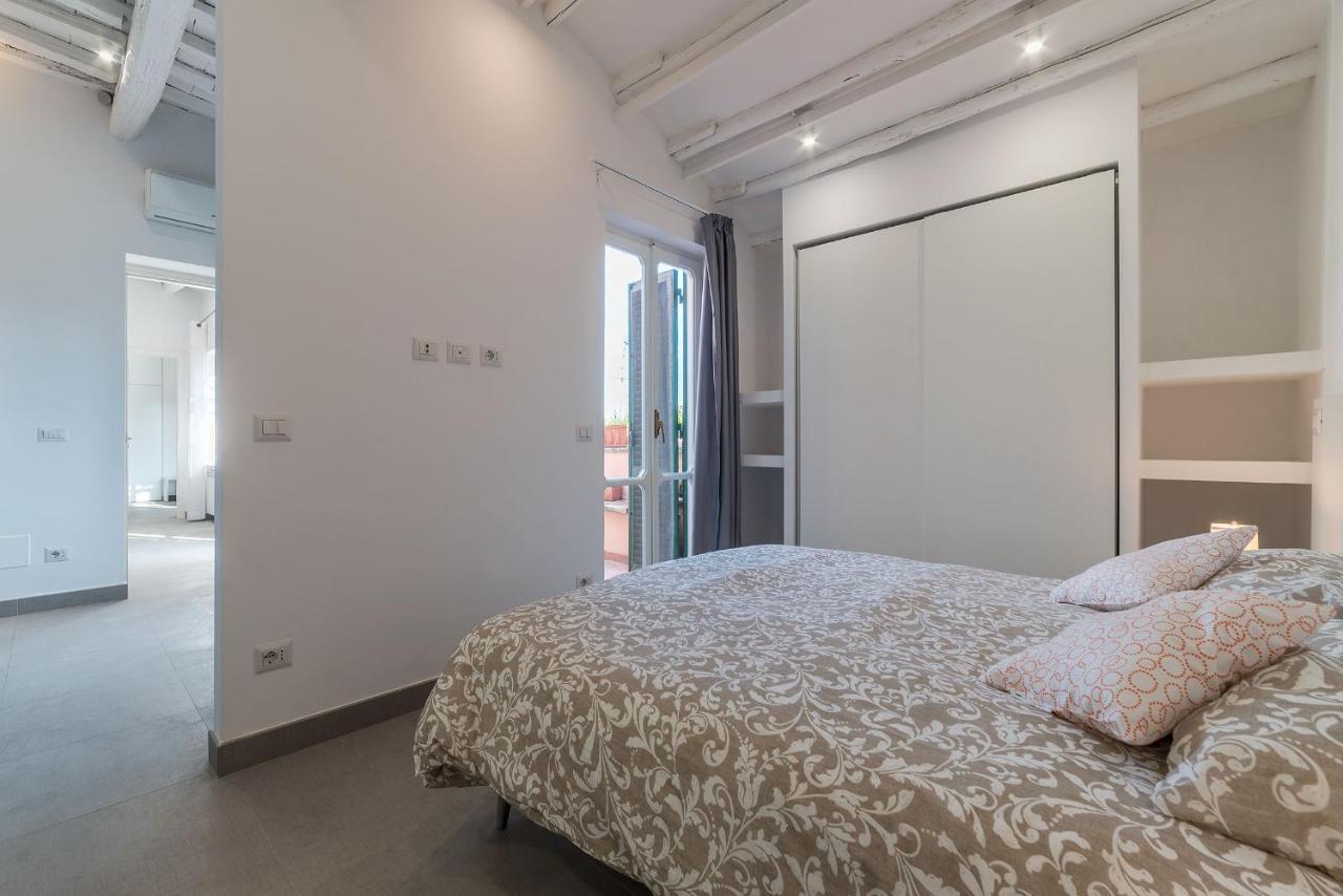 Piazza Navona Panoramic Penthouse *